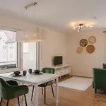 Exklusiv & Zentral: 1-zi. Mit Balkon Stellplatz * بايروث