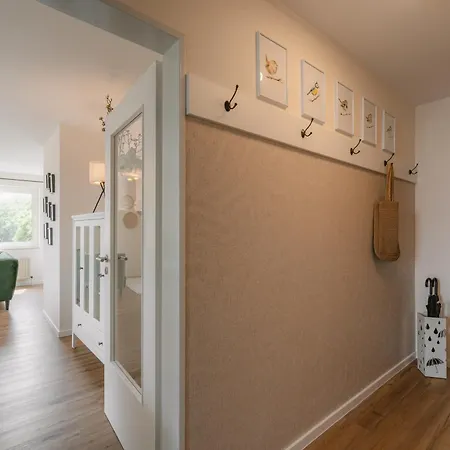 Apartment Exklusiv & Zentral: 1-zi. Mit Balkon Stellplatz