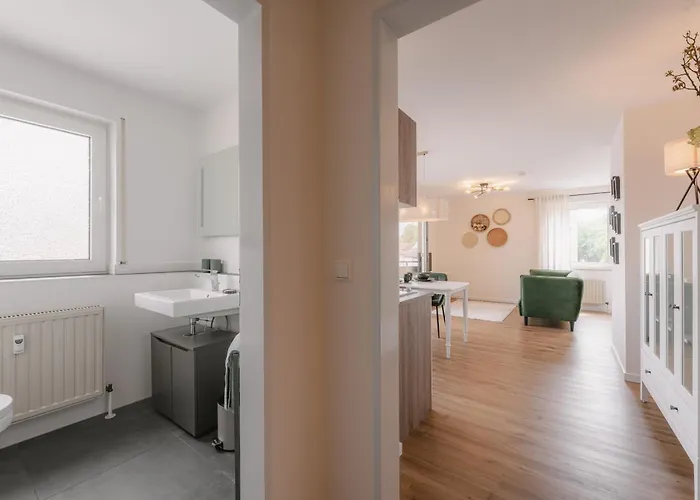 Lejlighed Exklusiv & Zentral: 1-zi. Mit Balkon Stellplatz *