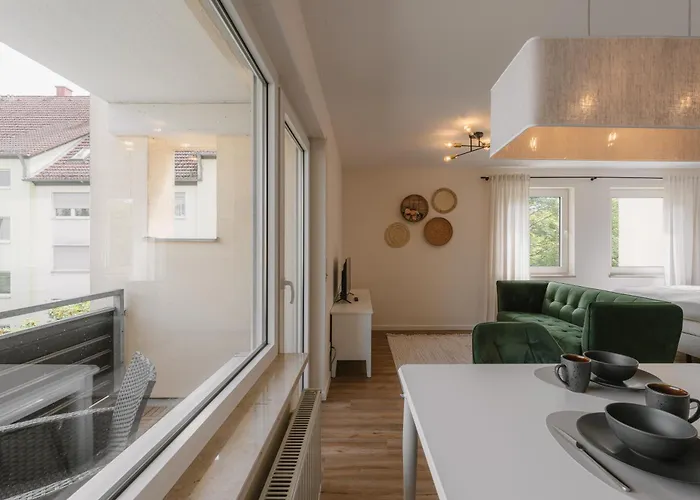 Exklusiv & Zentral: 1-zi. Mit Balkon Stellplatz * Bayreuth